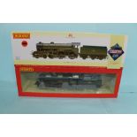 Hornby R3163 b17 Manchester United limited edition steam locomotive new ex shop stock boxed 00