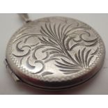 Hallmarked silver pendant on a 925 silver chain