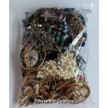 *Bag of costume jewellery, gross weight 1.42 kilograms (Lot subject to VAT)