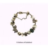 *Lovelinks bracelet with twelve charms and a safety chain, length 20cm (Lot subject to VAT)