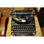 *Remington typewriter with quirky keyboard (Lot subject to VAT)