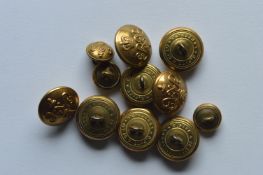 A small collection of Military buttons. Est. £20 -