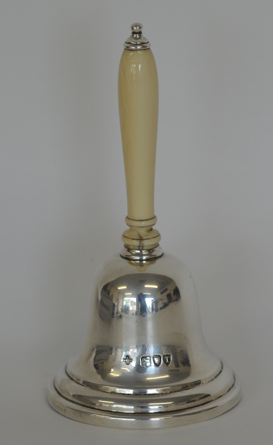 A good Victorian table bell of plain design with i