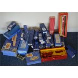 A Hornby Dublo collection comprising rolling stoc