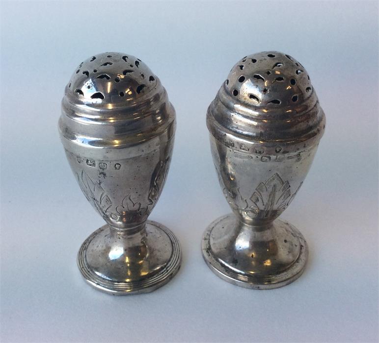 A pair of Georgian peppers on pedestal base with e - Image 2 of 2