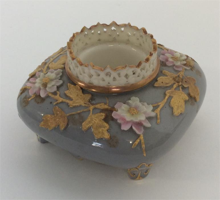 GRAINGER & CO: A small square inkwell decorated w