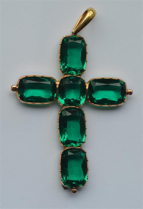 A good Antique green stone cross with loop top. Ap - Image 3 of 4