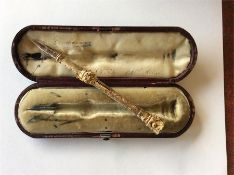 A good cased gold mounted extending pencil / quill