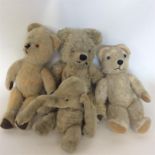 A large group of old teddy bears. Est. £30 - £50.