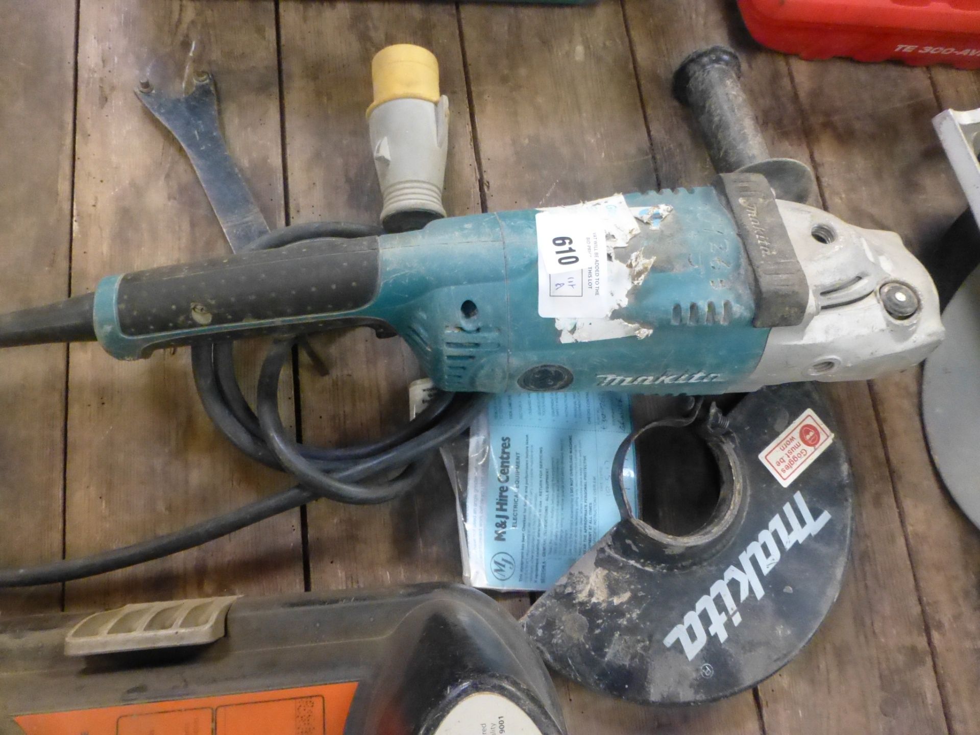 (61) Makita large angle grinder 110V (A 309263)