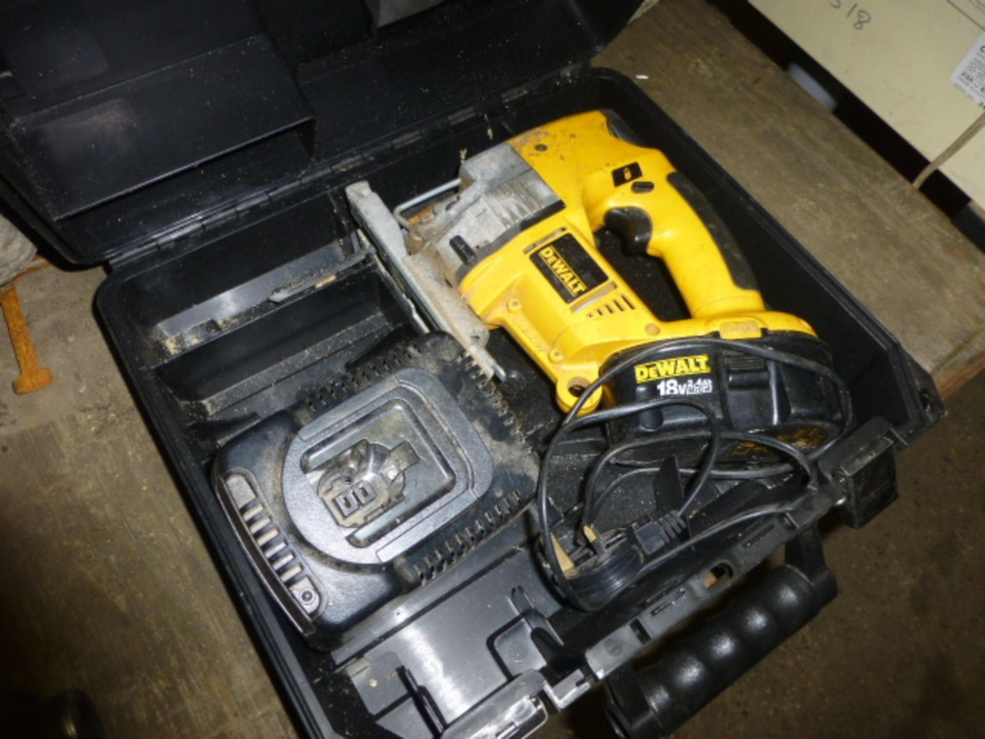 DeWalt 18V battery jigsaw with charger in carry case