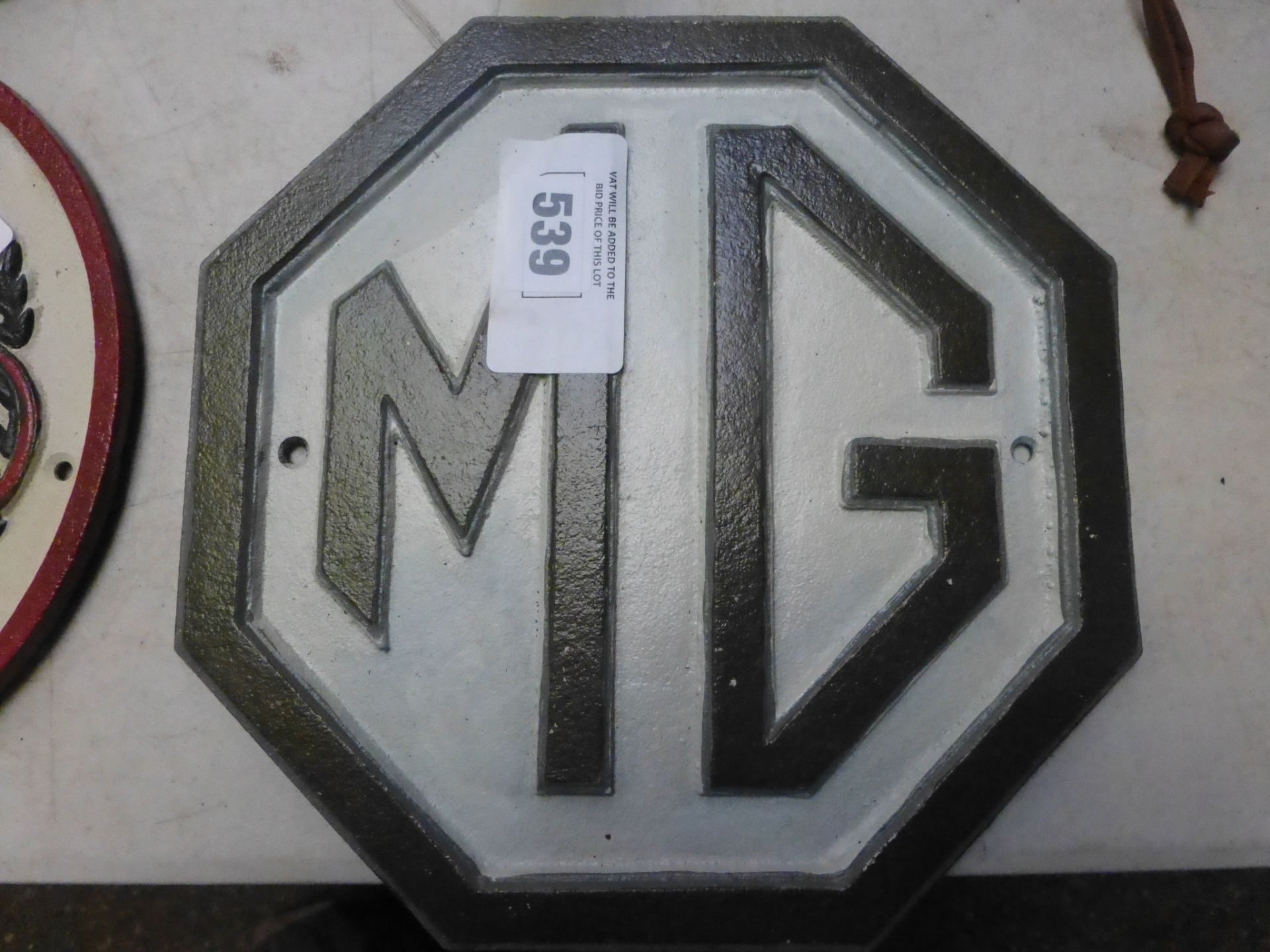 MG cast sign (106)