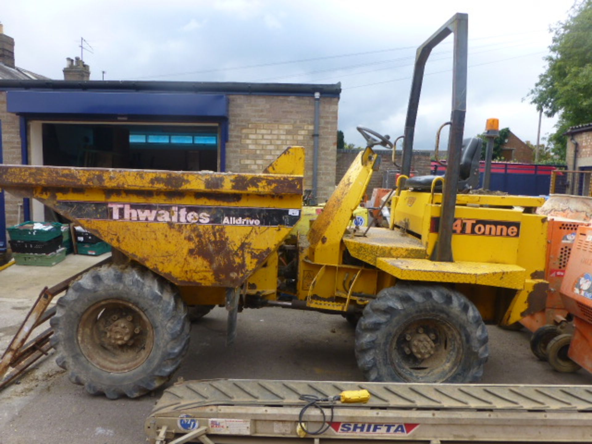 Thwaites 4 tonne All Drive model MACH 040/2 dumper
