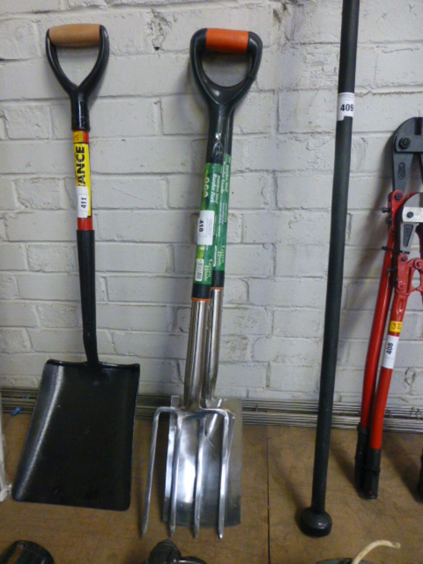 Stainless steel border fork and spade set (?)