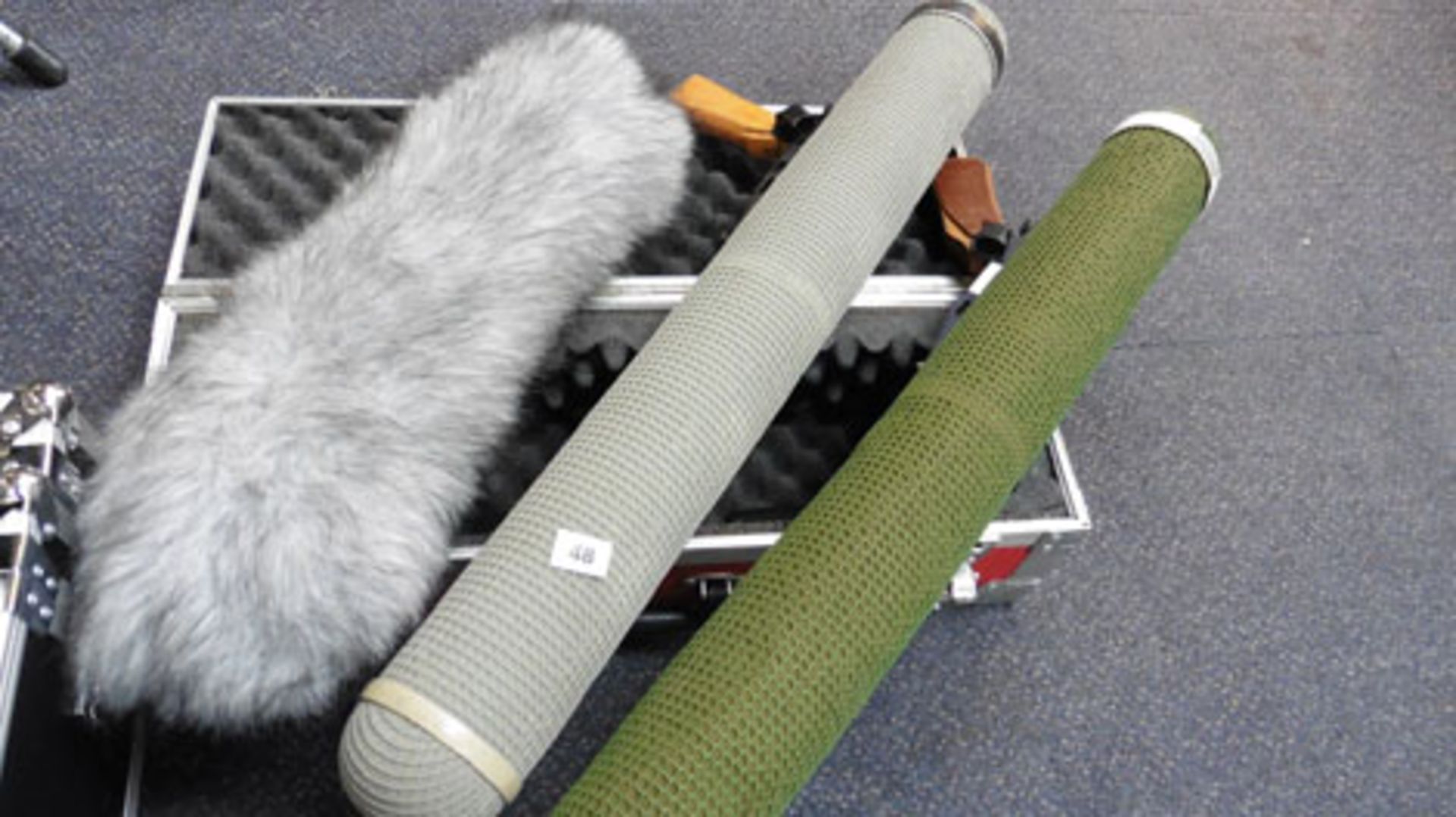 3 various microphone windshields one with cover and one case *VAT will not be added to the hammer