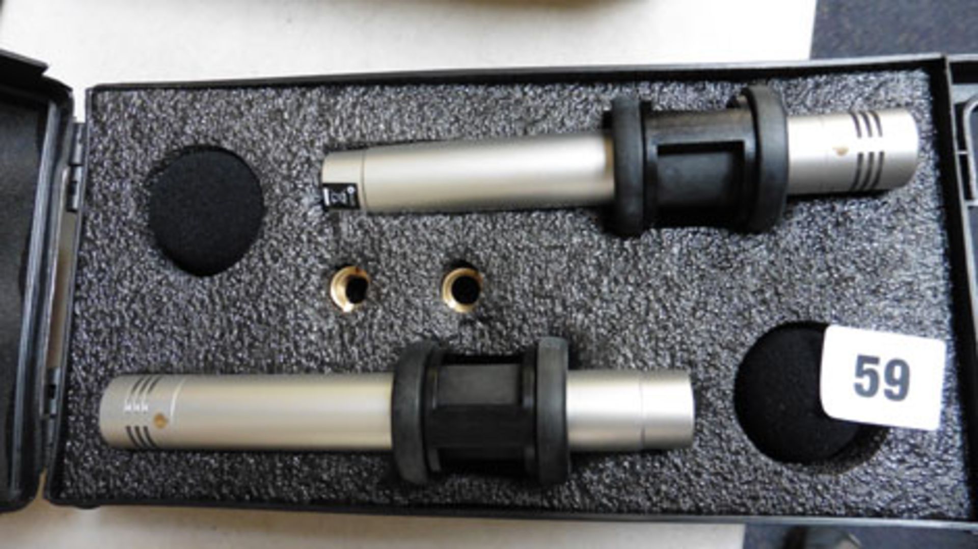 2 Samsung CO2 microphones with case *VAT will not be added to the hammer price of this lot*