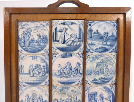 A 1920's oak firescreen inset with nine Delft tiles CONDITION REPORT: Damage to - Image 2 of 6