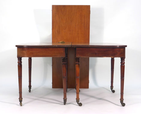 A William IV mahogany reeded dining table, the two D-ends joined by a central leaf, - Image 2 of 10