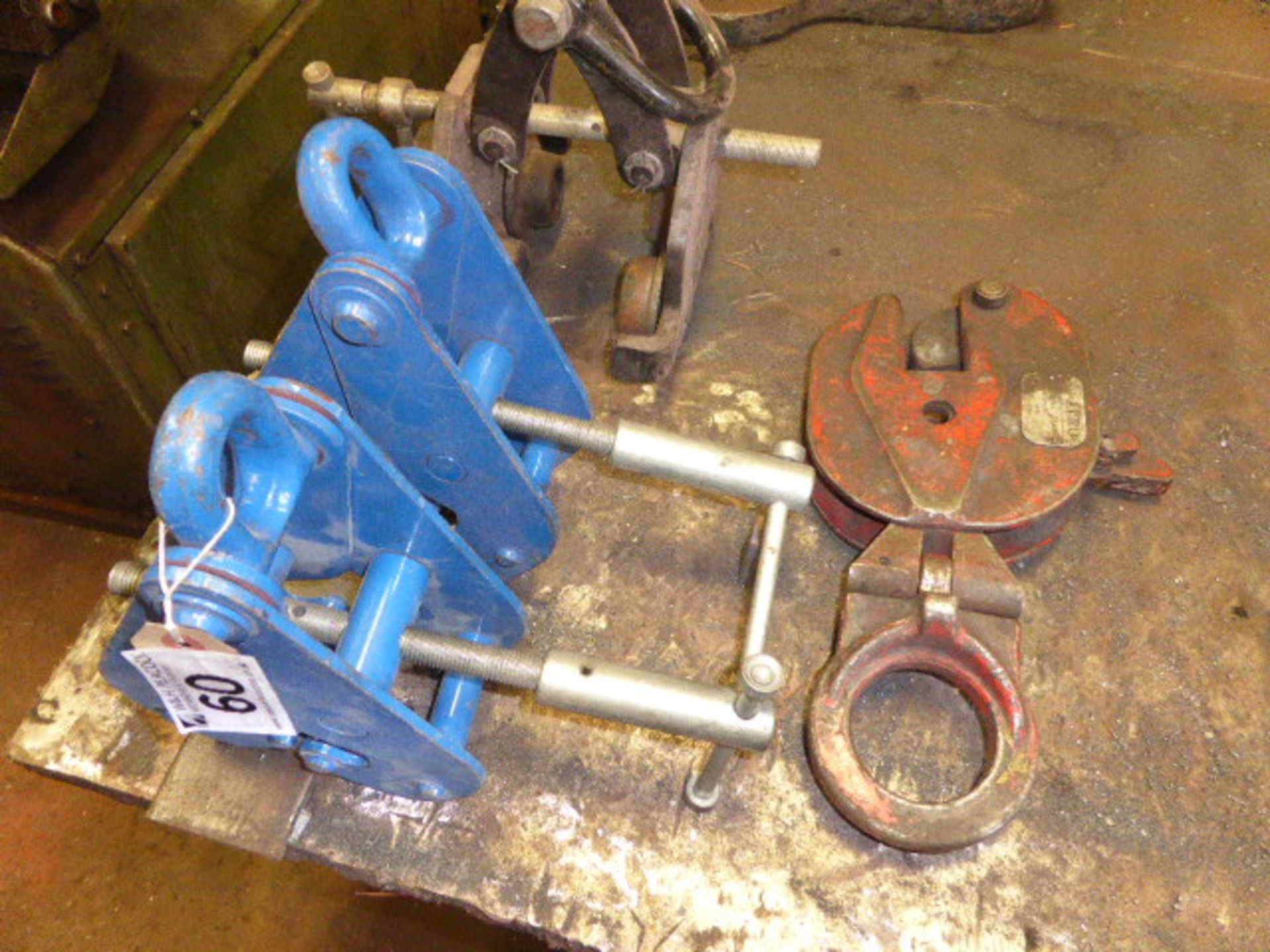 Pair of Corso 2 tonne lifting clamps, Euro plate lifting clamp and a traveller