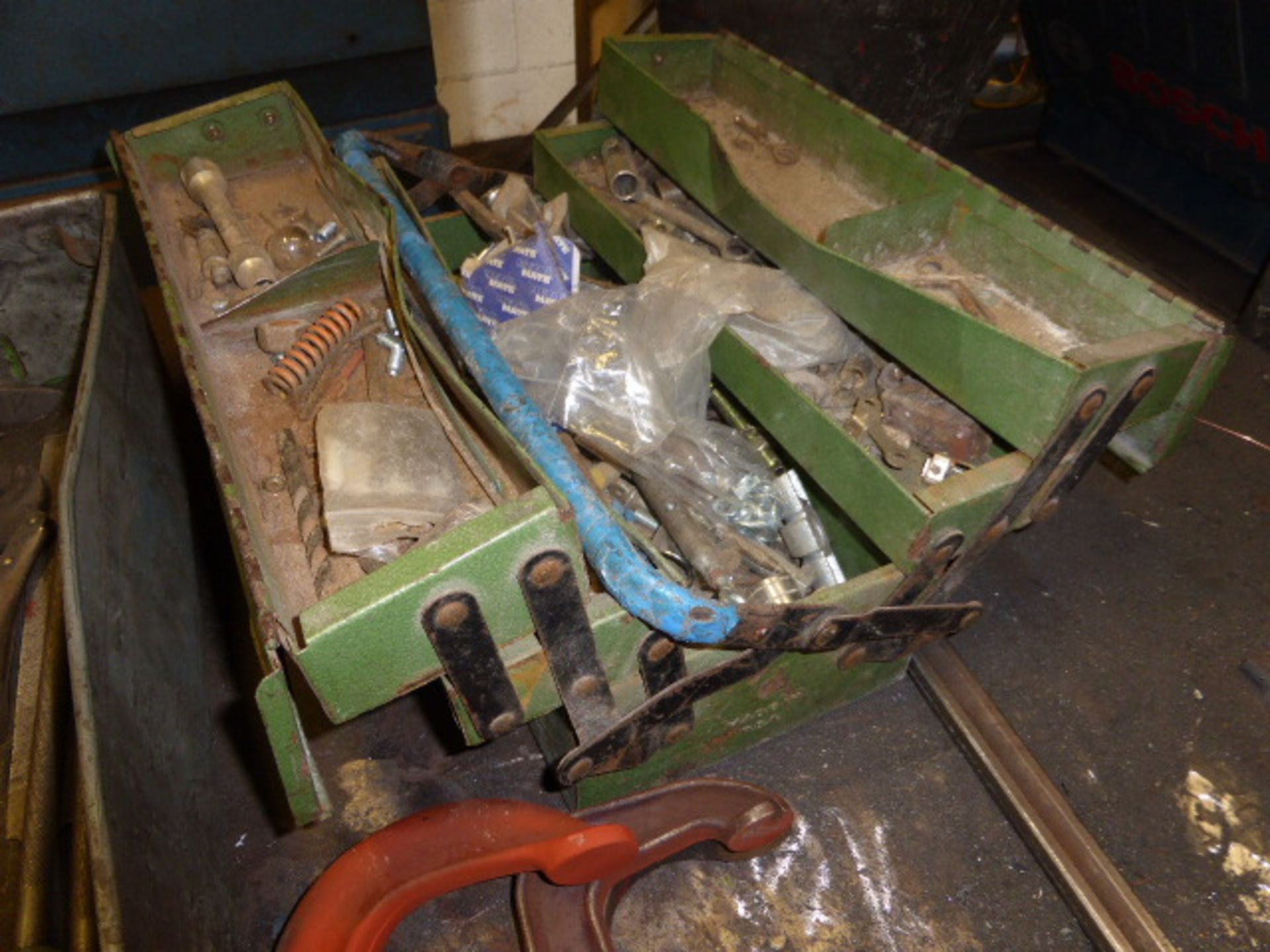 Qty of G&F clamps, hand tools and hammers in a tool box and tote tray - Image 3 of 3