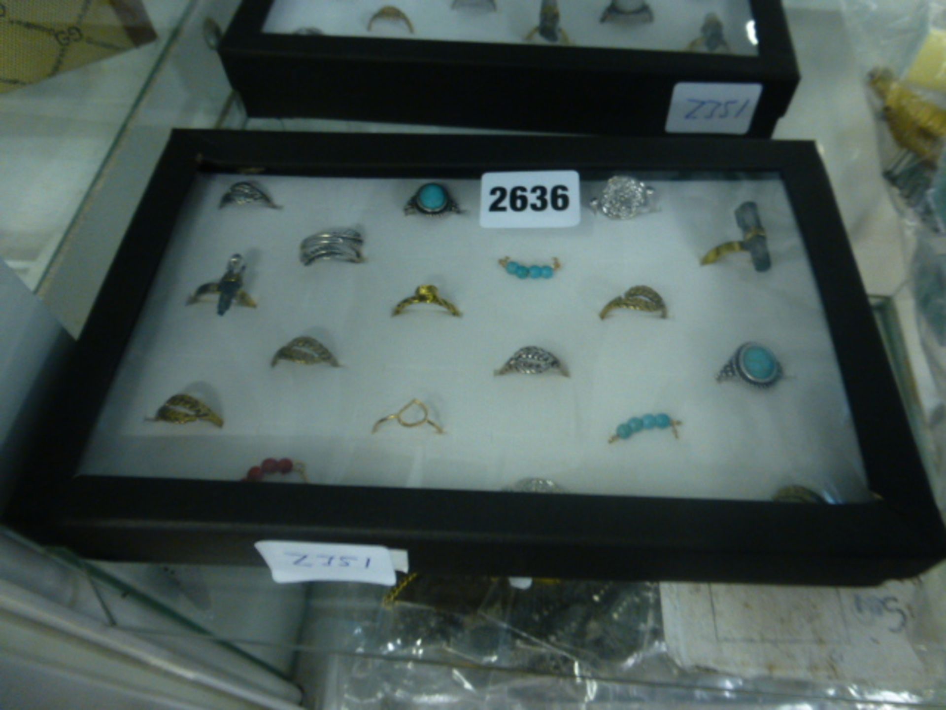 Display of various rings