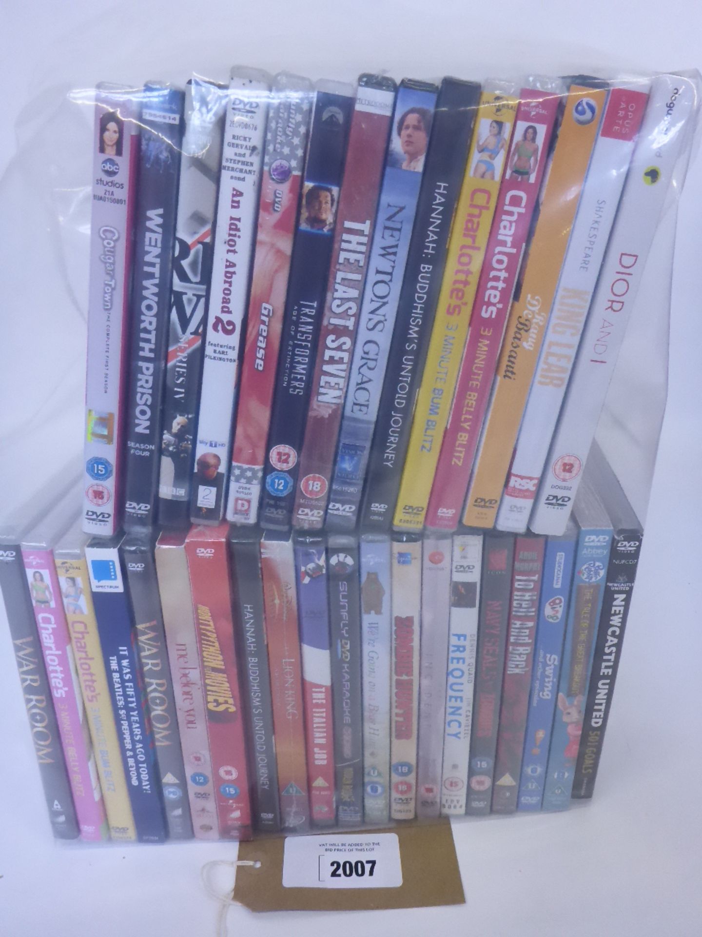 Bag containing 30 plus various titled DVD films