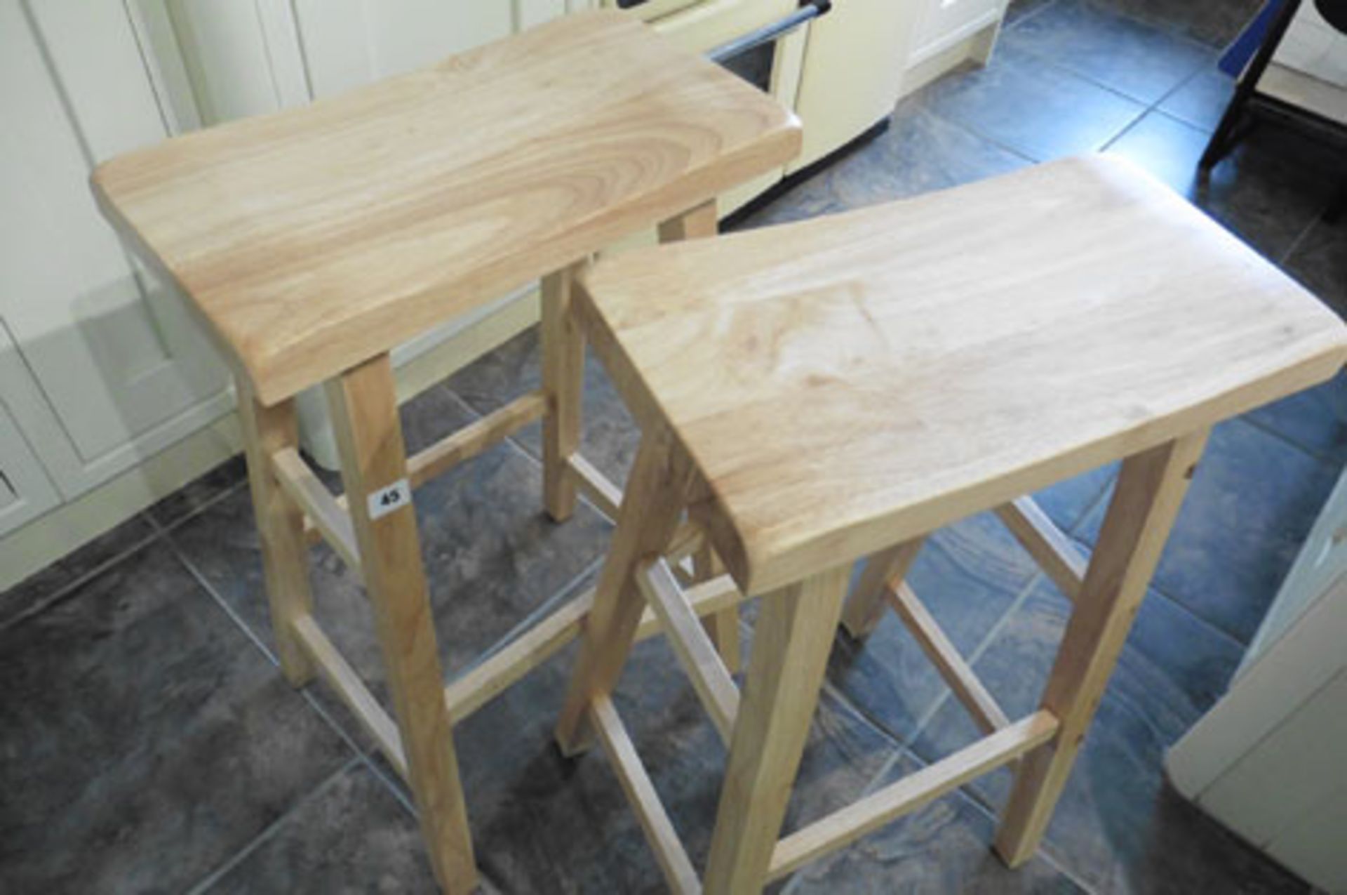 Pair of wooden kitchen stools - Image 2 of 2