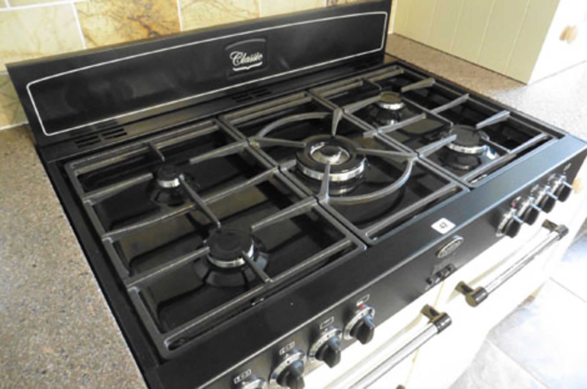 Belling classic range cooker in cream and black with 5 burner hob and 3 ovens, width 90cm Model: - Image 2 of 4