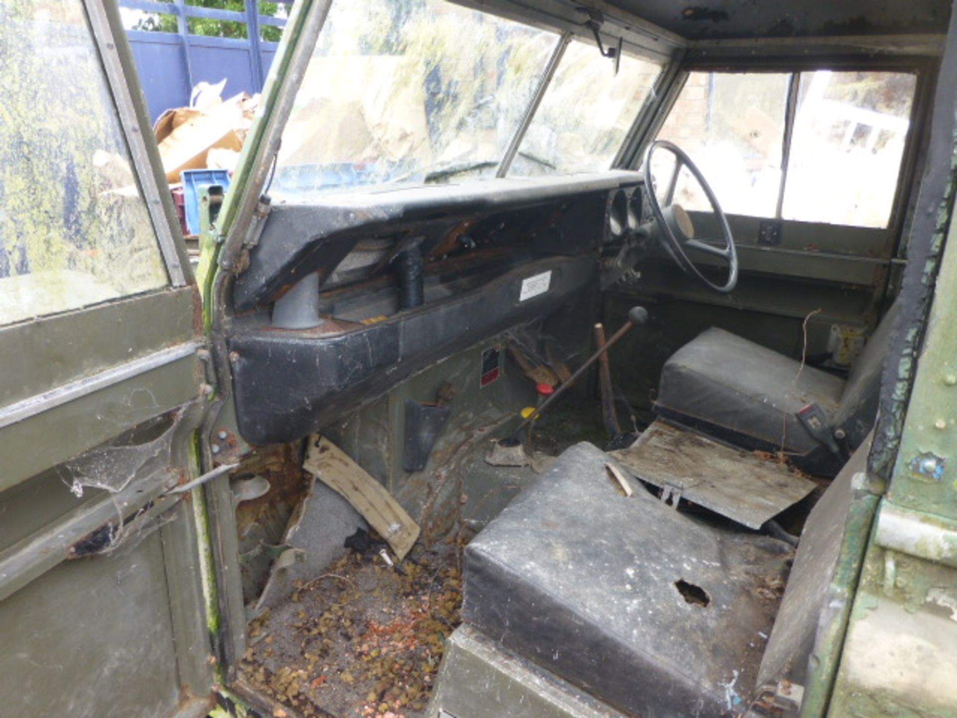 EX MOD military FFR Land Rover series 3 109 2.25l pertrol engine, for restoration - Image 2 of 5