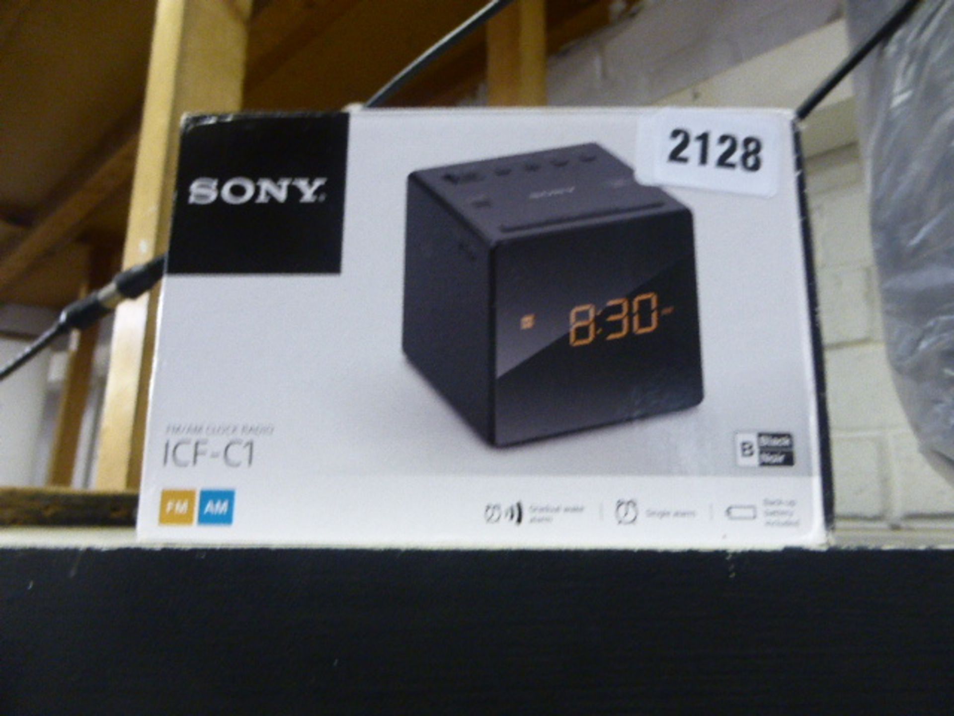 Sony FM/AM clock radio