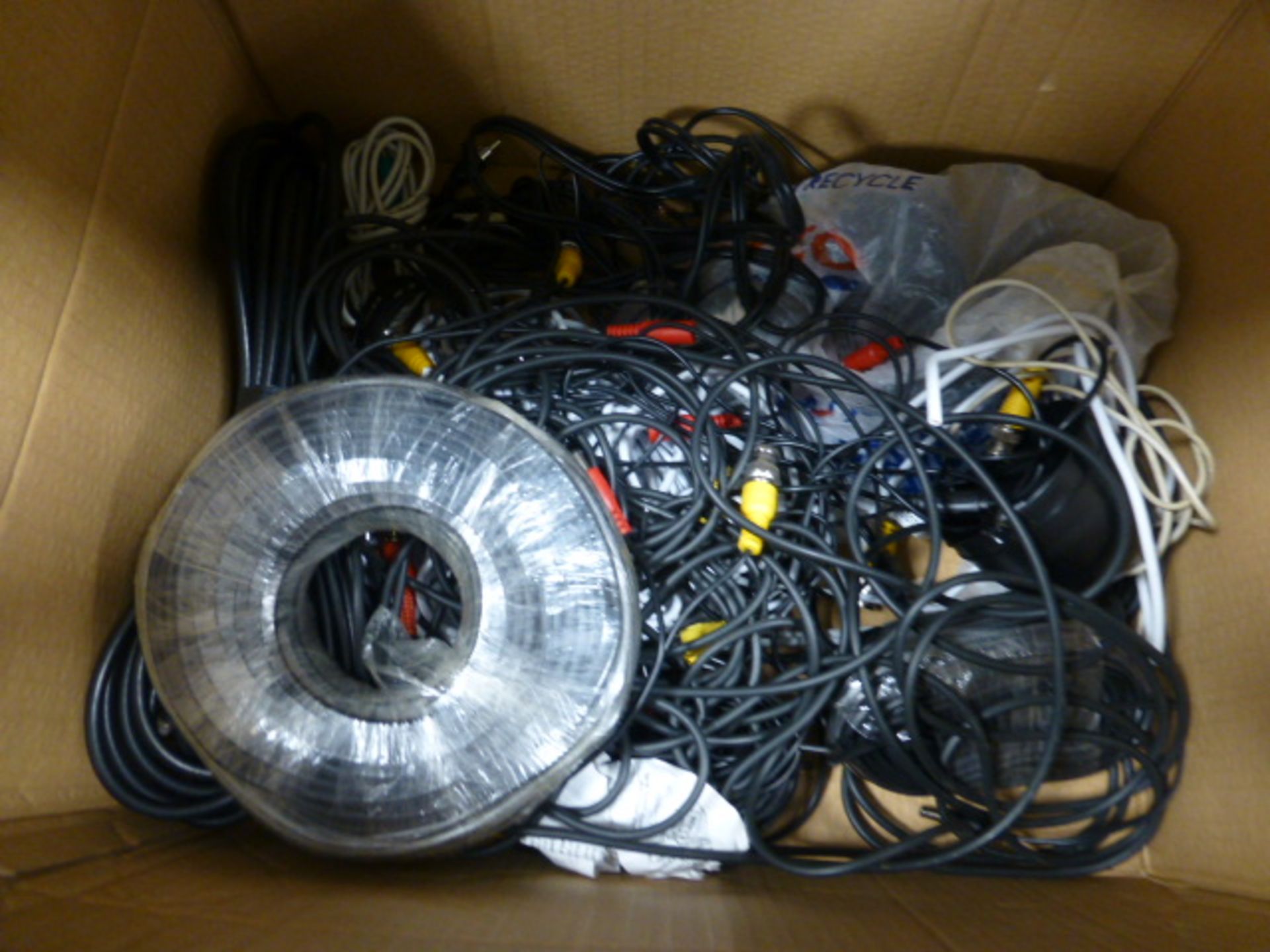 Box of approximately 14 CCTV cameras