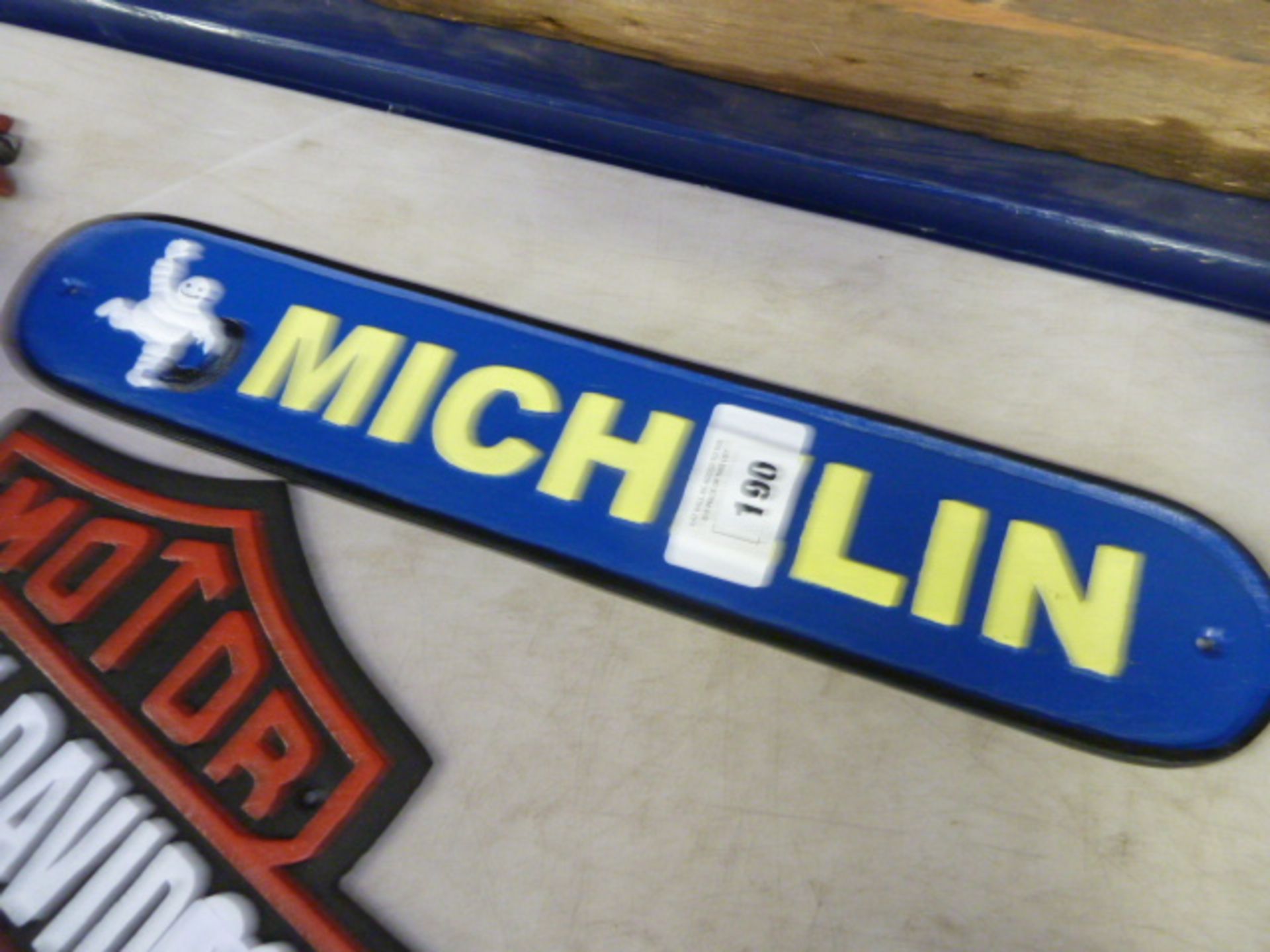 Michelin cast sign (115)