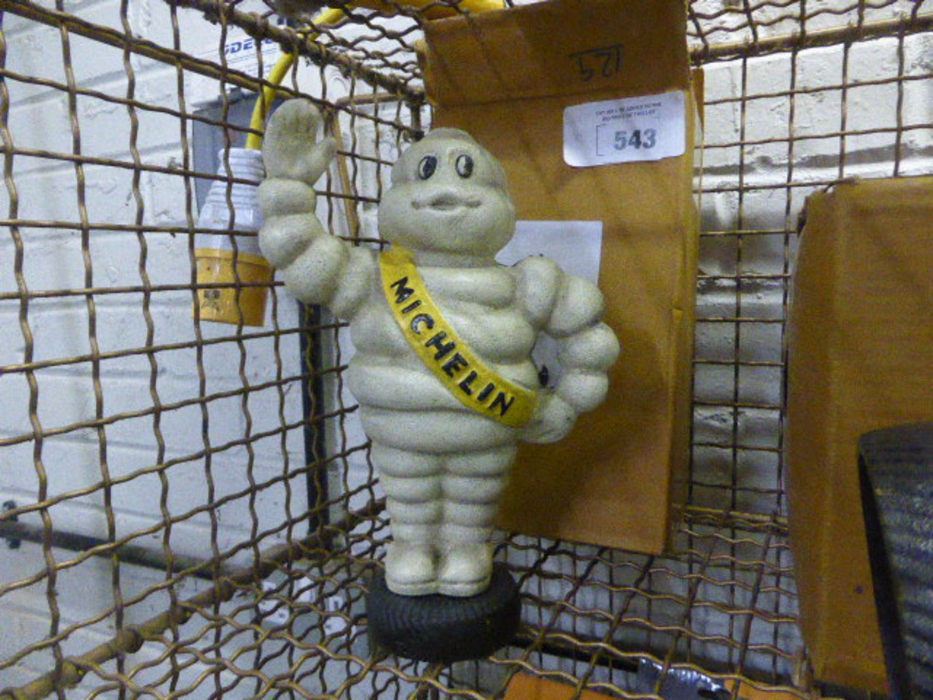 Small reproduction Michelin Man (129)