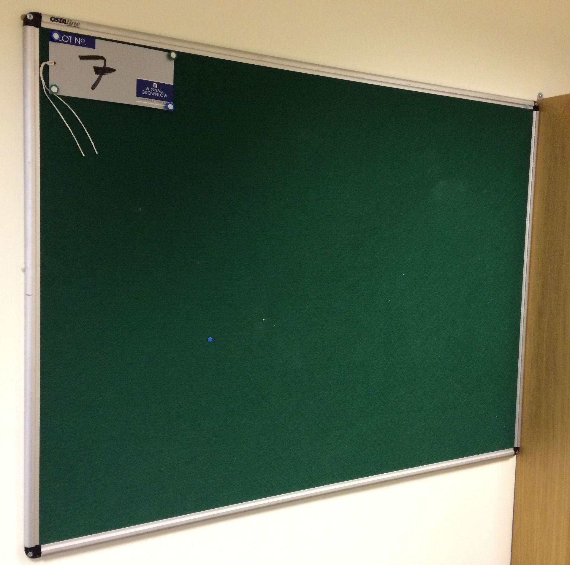 3 Pin Boards: 2-4ft x 3ft, 1-1200 x 900mm. - Bild 2 aus 3