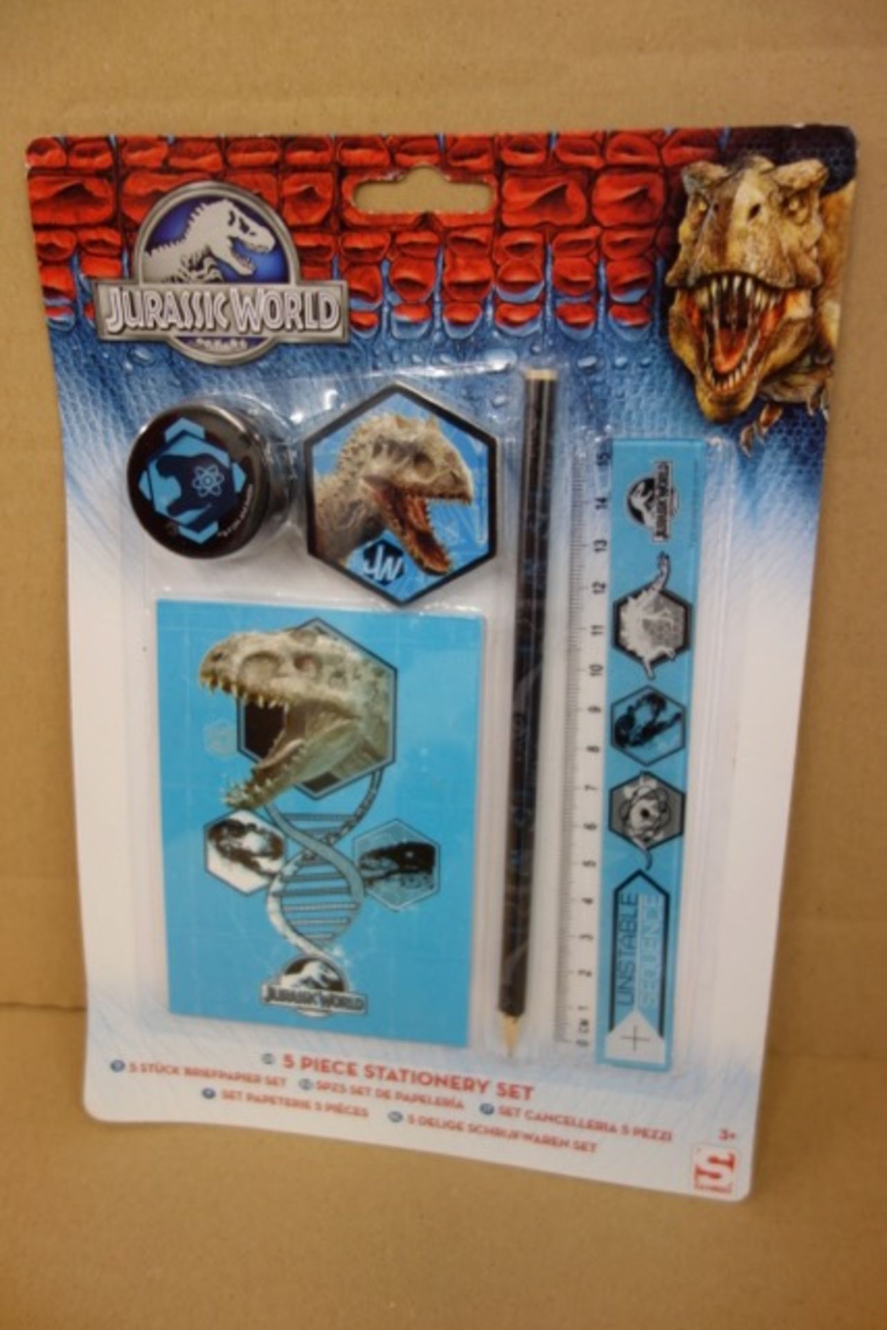 108 x Brand New Jurassic World 5 Piece Stationary Set's. Includes Pencil, Sharpener, Note Pad, Ruler