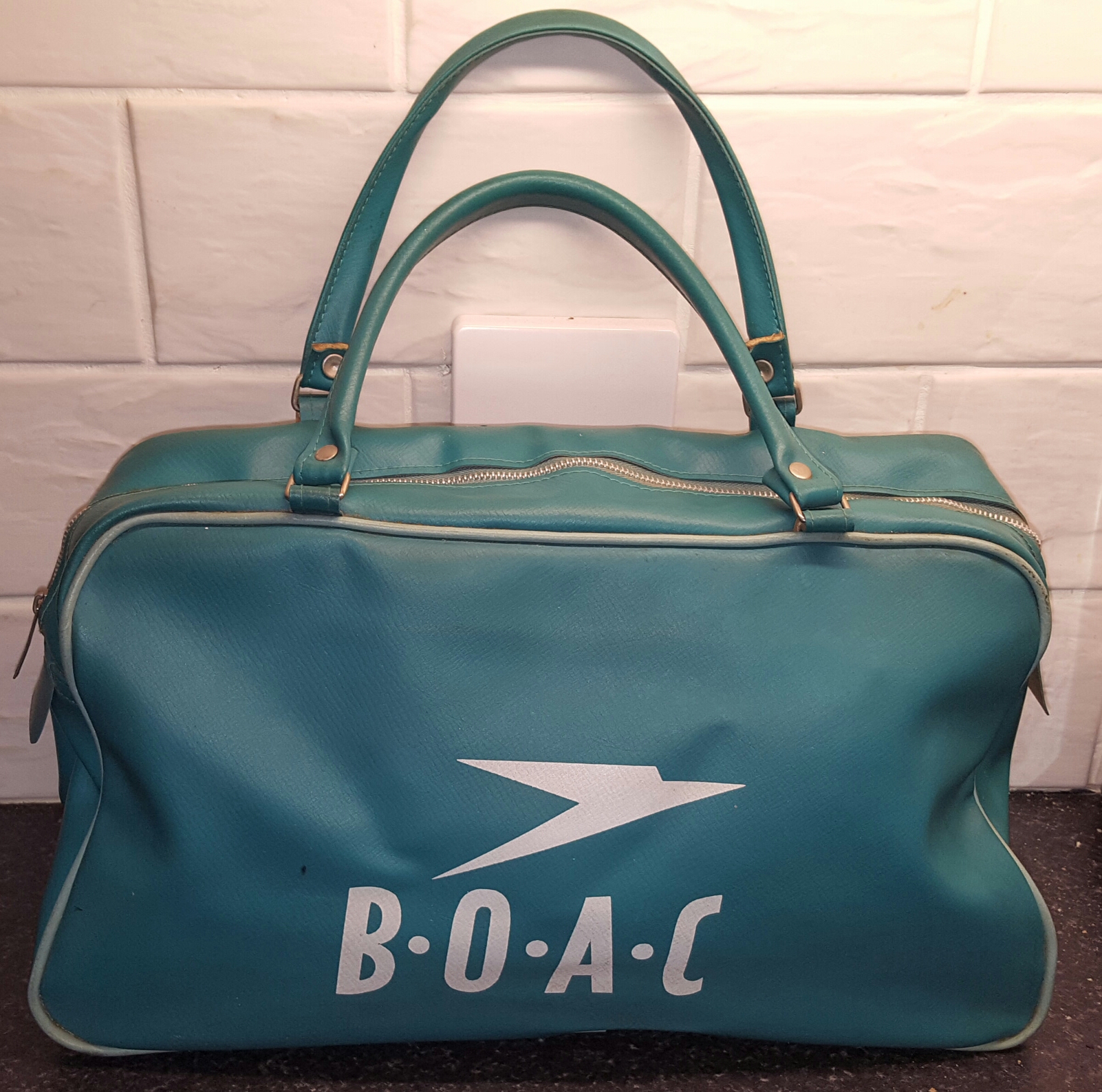 Vintage Retro BOAC Airline Bag