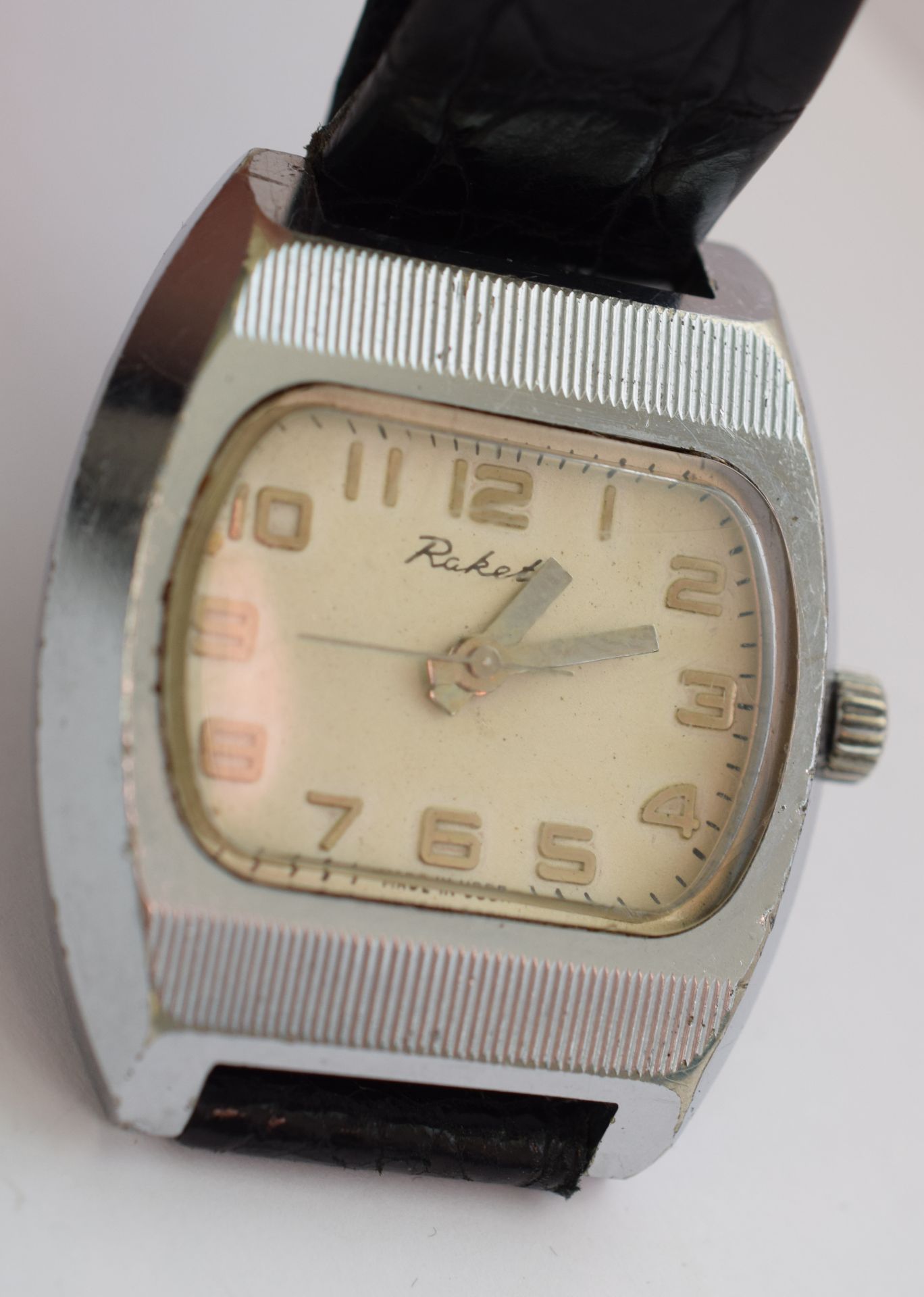 Vintage Russian Raketa Gentleman's Wristwatch £10 START & NO RESERVE! - Image 4 of 4