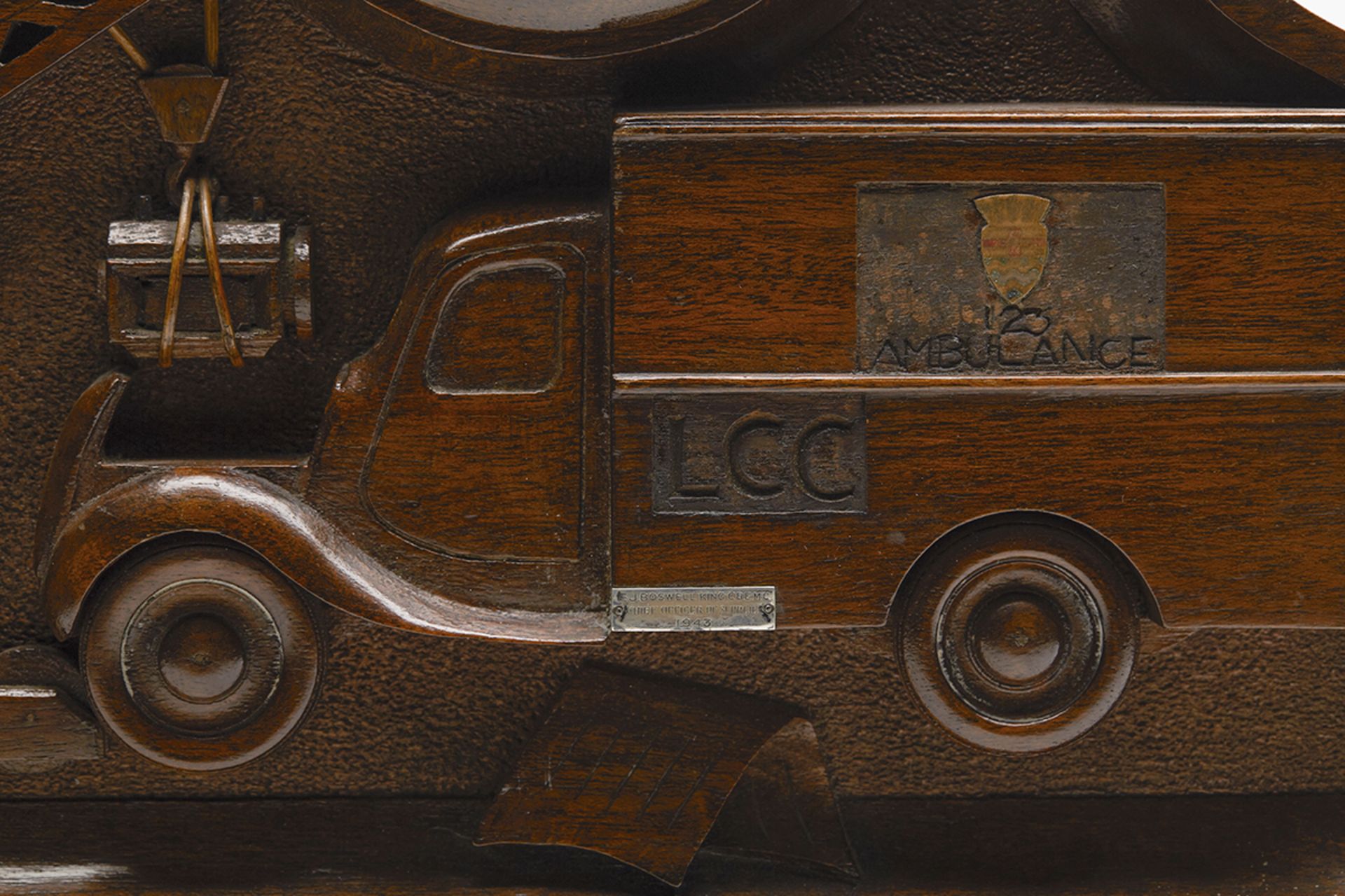 WWII CARVED WOOD AMBULANCE CLOCK C.1943 - Image 4 of 9