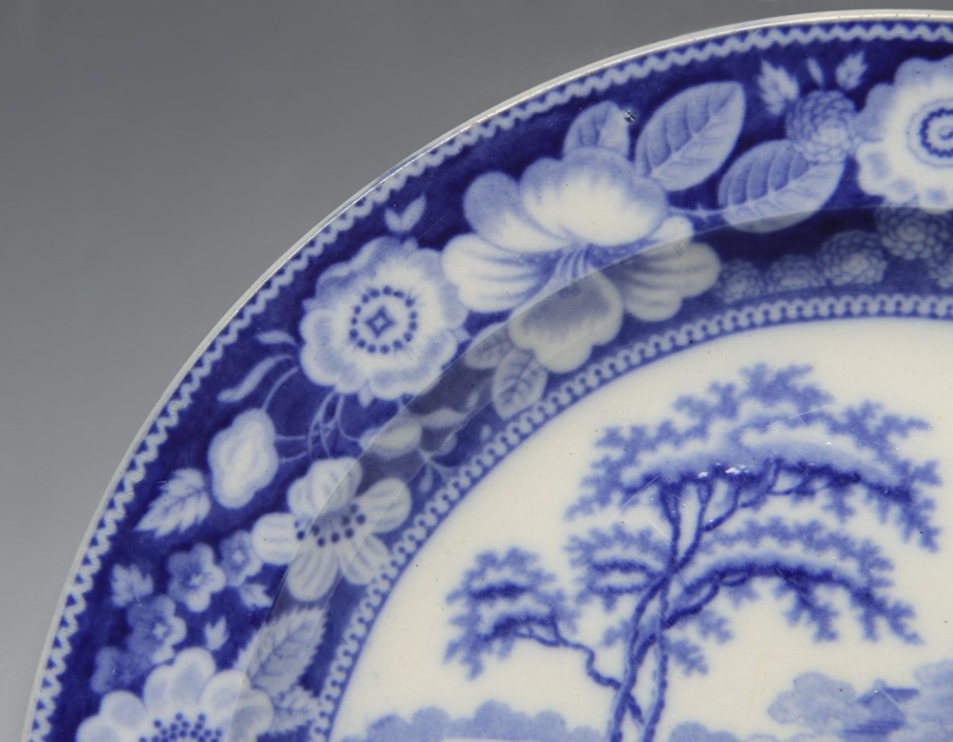 ANTIQUE STAFFORDSHIRE WILD ROSE BLUE & WHITE PLATE c.1830 - Image 3 of 8