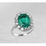 18k White Gold 4.60ct Colombian Emerald & 2.00ct Diamond Ring