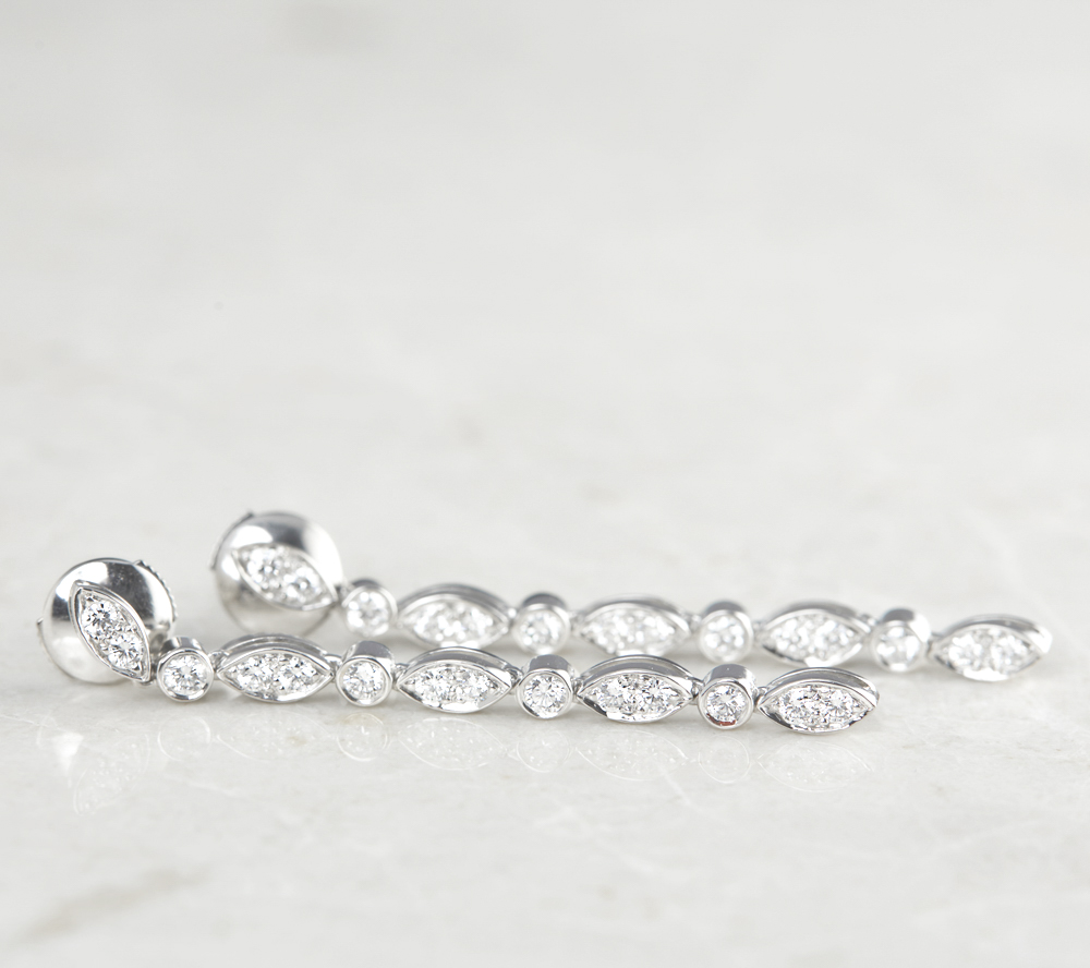 Platinum 1.10ct Diamond Drop Earrings - Image 2 of 7
