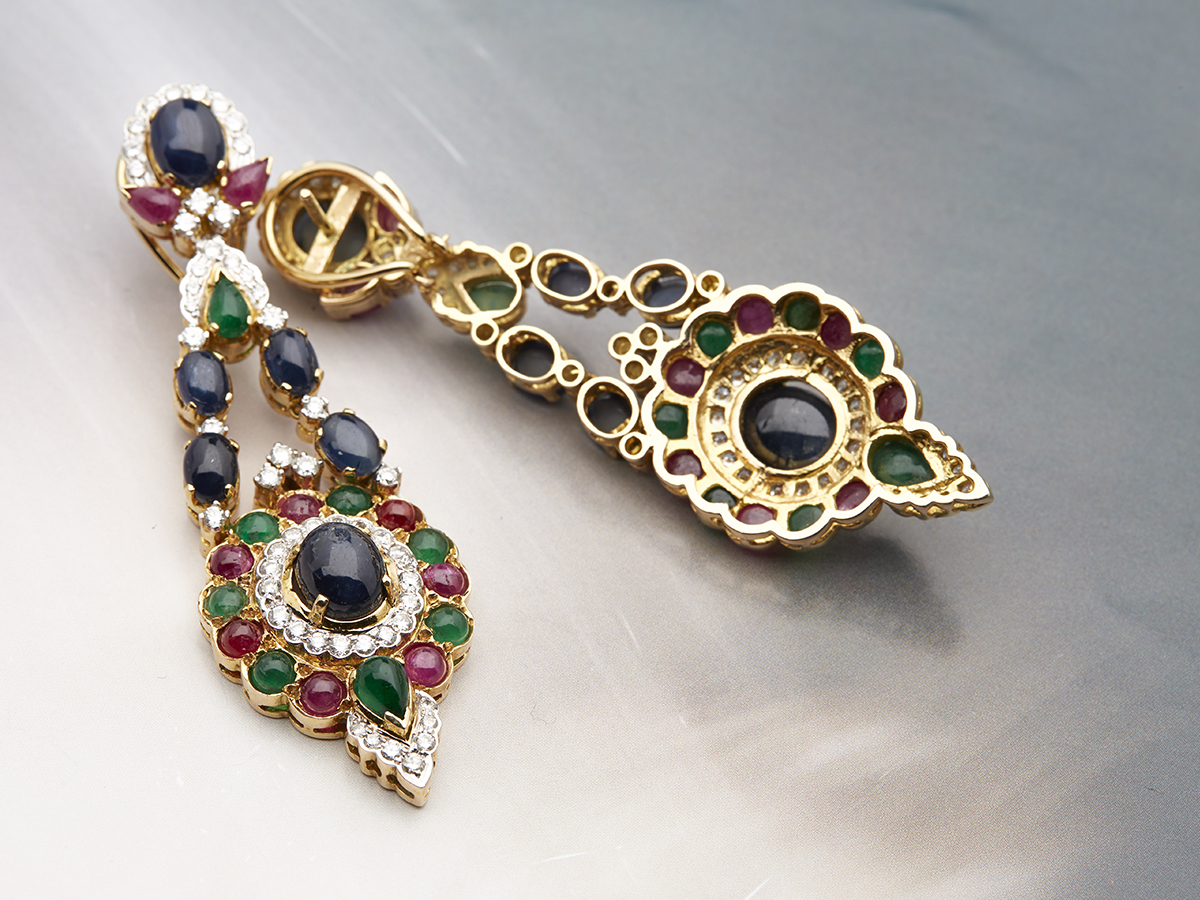 18k Yellow Gold Sapphire, Ruby, Emerald & Diamond Necklace & Earring Set - Image 4 of 8