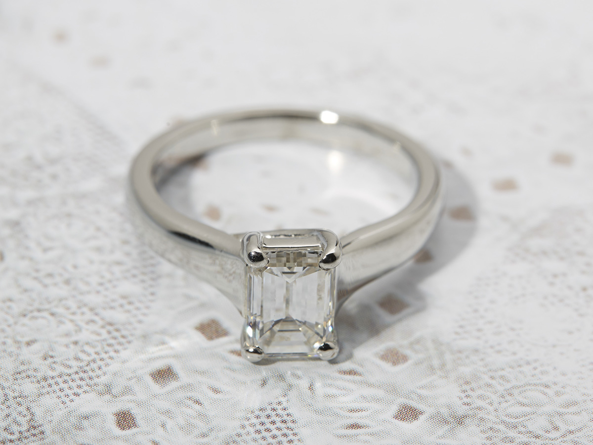 Platinum Emerald Cut 1.12ct Diamond Ring - Image 3 of 5