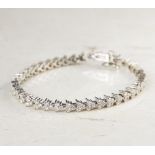 18k White Gold Round Brilliant Cut 3.51ct Diamond Bracelet