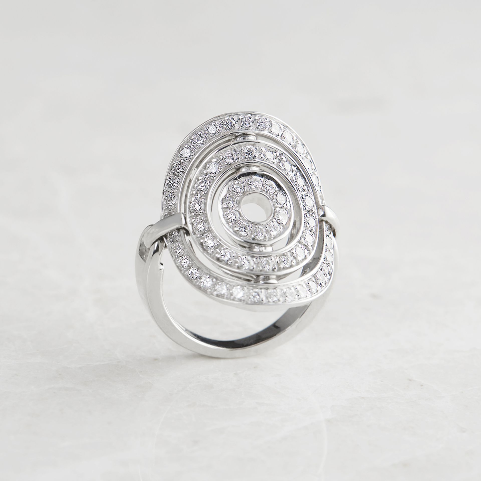 18k White Gold 1.20ct Diamond Cerchi Shield Design Ring - Image 2 of 6