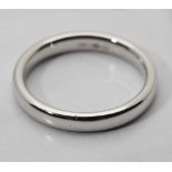 Platinum 1.5mm Wedding Band Size L