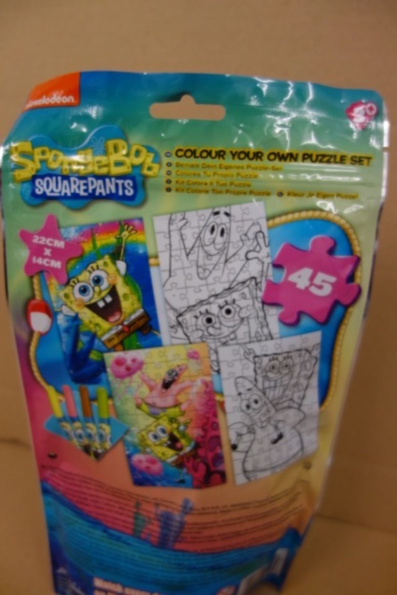 72 x Brand New Spongebob Squarepants Colour Your Own Puzzle Set. Includes Resealable Bag & 4 Makers. - Image 2 of 2
