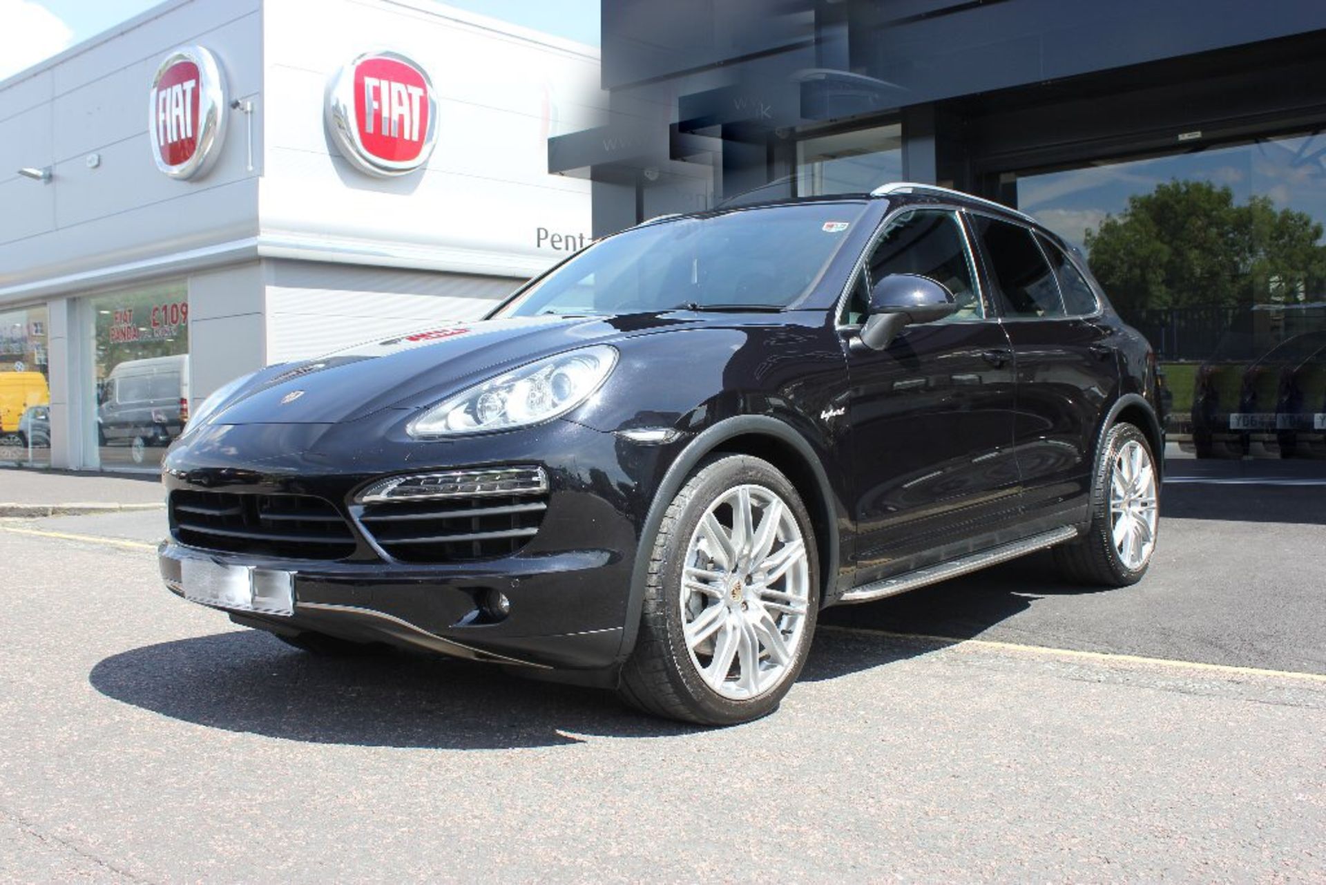 2010/60 Reg Porsche Cayenne S Hybrid In Jet Black Metallic