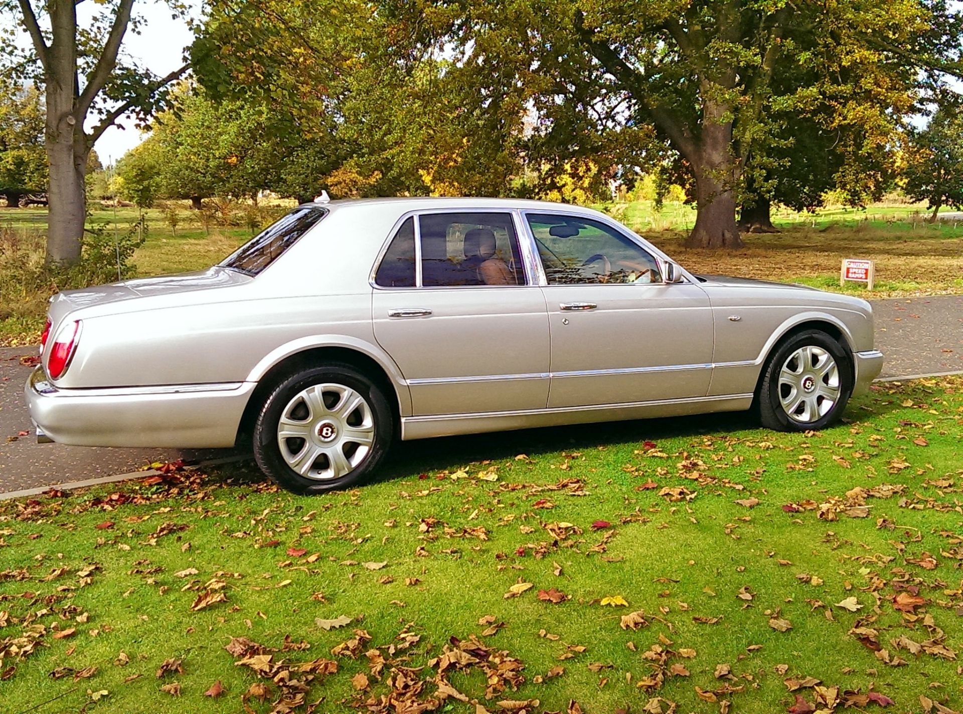 2006 Bentley Arnage 6.8 R 4Dr Rare Arnage R - Image 3 of 13