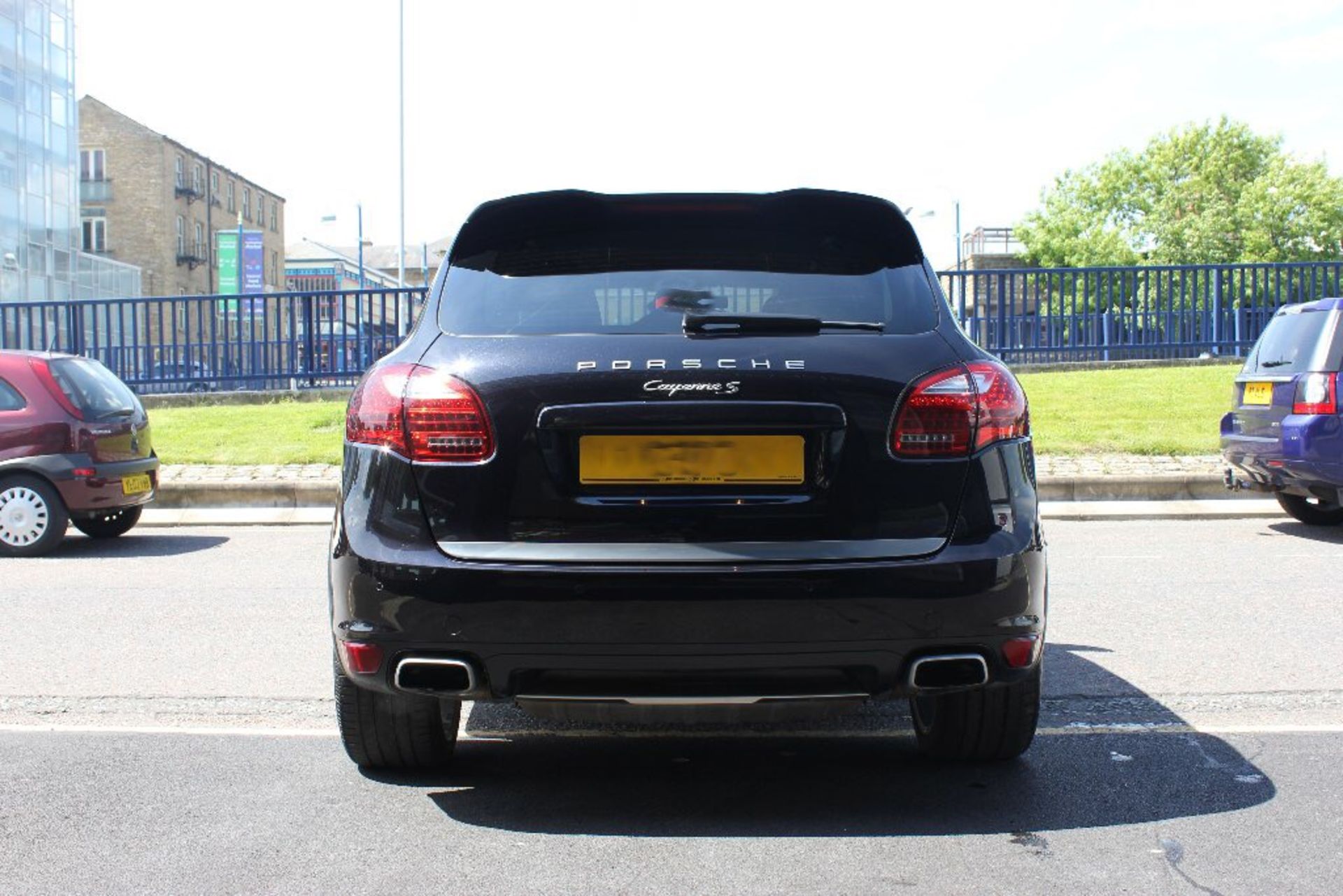 2010/60 Reg Porsche Cayenne S Hybrid In Jet Black Metallic - Bild 3 aus 6